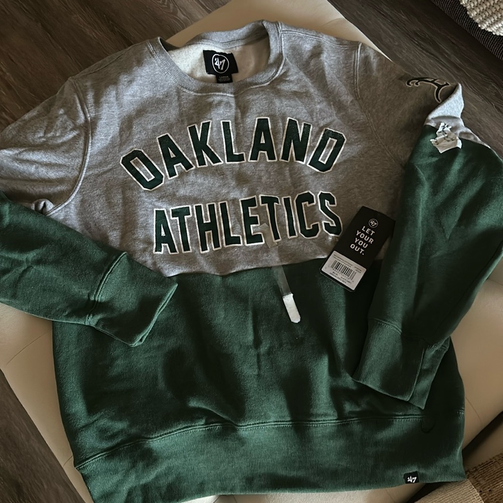 NWT Oakland Athletics A’s Crewneck Sweater